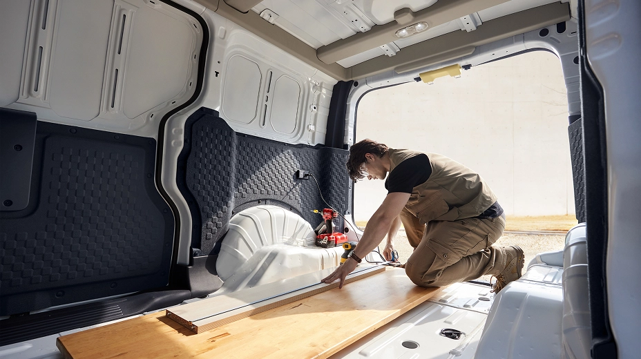 Image showing interior workspace utilization inside a PBV vehicle based on the E-GMP.S platform