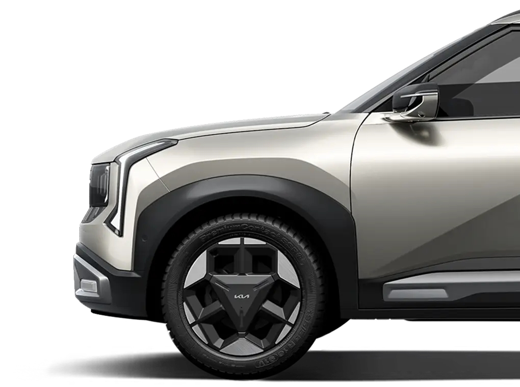 Side profile of the Seltos in Ivory Silver.